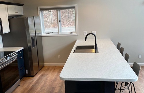 La Follette Casa | Calm Water Cove: Remodeled Lakefront Home in Deerfield with Boat Slip, Sleeps 10