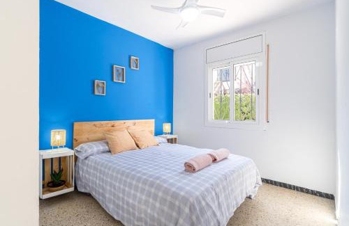 Vilafortuny Casa | Calma Azul - 3BR - Terrace & Beach - AC WiFi - 8 Guests