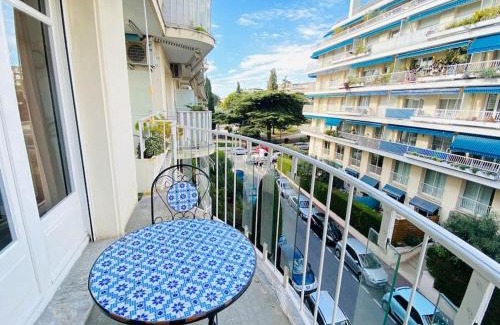 Le Cannet Apartamento | Calme et centrale avec balcon ensoleillé