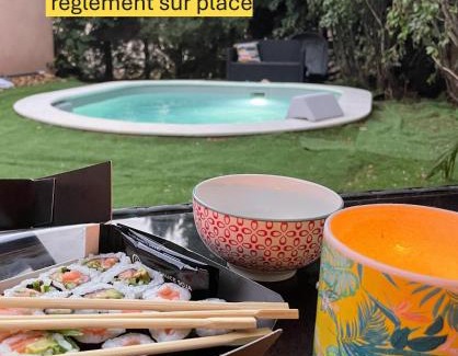 Morieres-les-Avignon Casa | Calme et Intimité proche Avignon Piscine options au choix privée ou partagée de juin à octobre