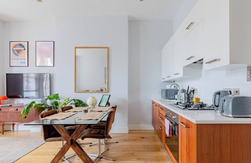 North Kensington Apartamento | Calming 1BD Flat with Garden, Ladbroke Grove
