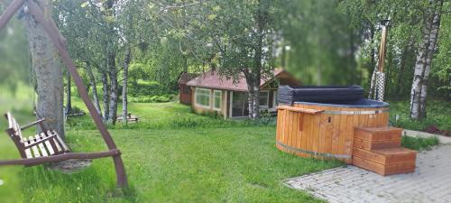 Pozezdrze Casa | Caloroczny domek letniskowy ze stawem