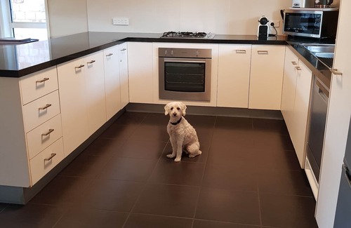 Caloundra Casa | Caloundra Beach Townhouse -Pet amigable.