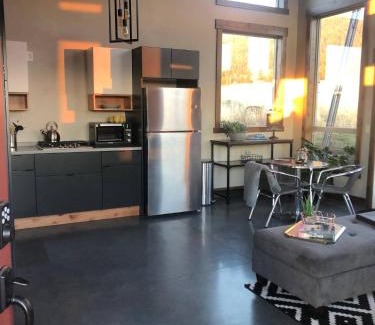 Ronan Casa | Calowahcan Cabin New Hot Tub