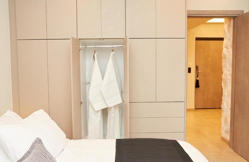 Dafni-Ymittos Apartamento | Calypso Apartment