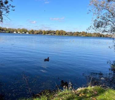 Tattershall Cabina | Calypso Hot Tub Breaks Tattershall Lakes Pet Friendly