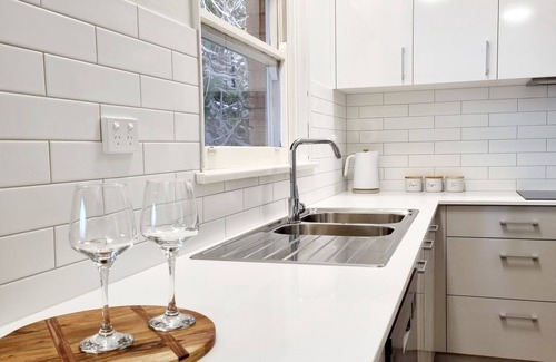 Kiama Casa | Calypso on Collins - Ocean Views, Town Centre