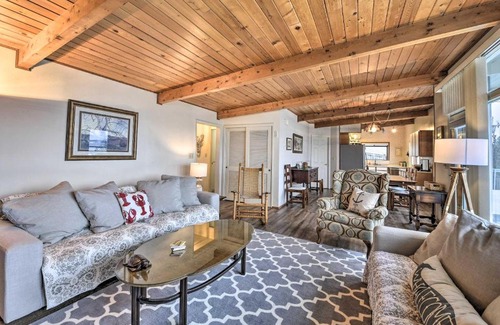 Camano Island Casa | Camano Island Home with Views and Private Beach Access