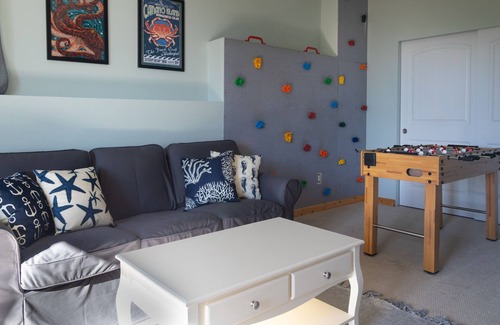 Camano Island Casa | Camano Lookout (pet friendly)-Gorgeous views of Saratoga Passage!