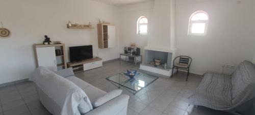 Agii Apostoli Casa | CAMARES HOUSE