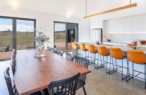 Jindabyne Otro | Camber Farmhouse Jindabyne Countryside