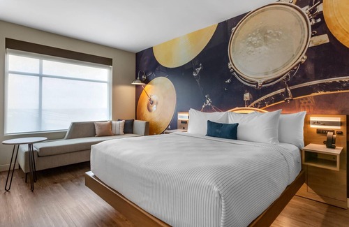 Montopolis Hotel | Cambria Hotel Austin Airport