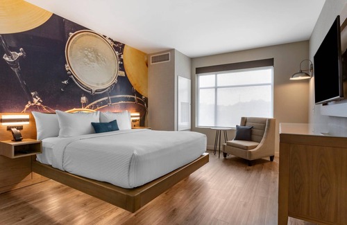 Montopolis Hotel | Cambria Hotel Austin Airport