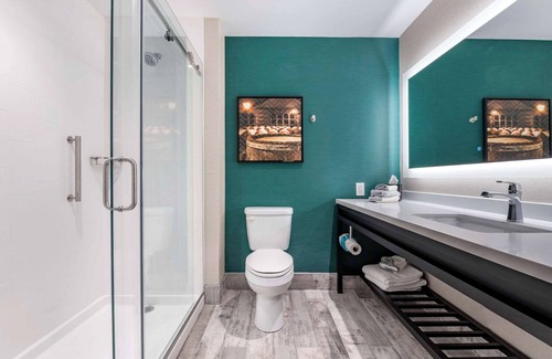 Downtown Louisville Hotel | Cambria Hotel Louisville Downtown-Whiskey Row