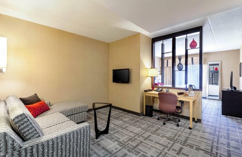 Downtown Pittsburgh Hotel | Cambria Hotel Pittsburgh - Downtown
