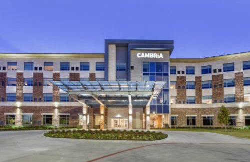 Richardson Hotel | Cambria Hotel Plano - Richardson Garland