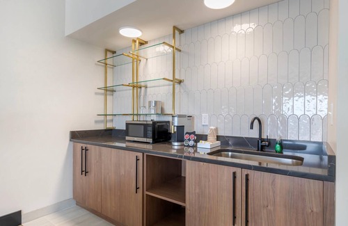 Rehoboth Beach Hotel | Cambria Hotel Rehoboth Beach