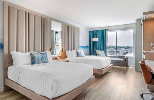 East Riverside Hotel | Cambria Hotel Waco Univ Riverfront