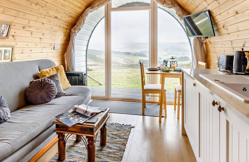 Ponterwyd Chalet De Esquí | Cambrian pod yr Elenydd