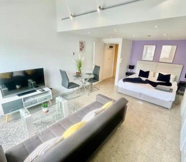 Mill Road Apartamento | Cambridge City Centre Studio First Floor Sleeps 3