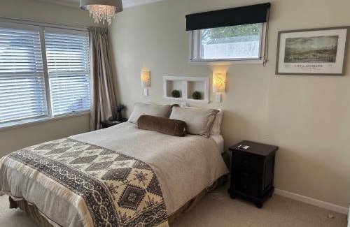 Cambridge Casa | Cambridge Cottage - Self Catering Holiday House