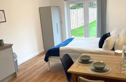 Cambridge Casa | Cambridge Studios & Suites by Tas Accomm