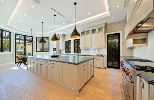 The Flats Casa | Camden Estate Beverly Hills