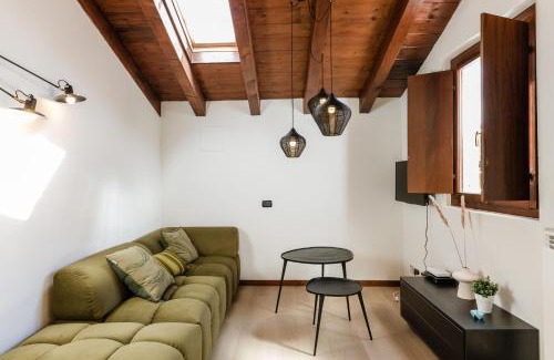 Acquaseria Casa | Camelia at the Lake - Acquaseria, San Siro by LoveComo