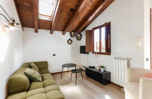 Acquaseria Casa | Camelia at the Lake - Acquaseria, San Siro by LoveComo
