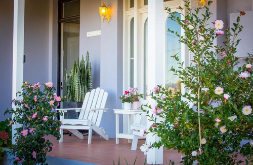 Cessnock Casa | Camellia Cottage