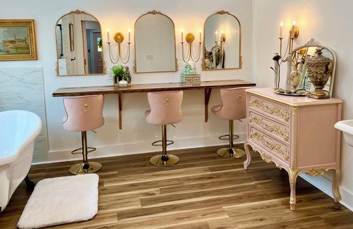 Kiln Cabaña | Camellia Cottage @ChandelierOaks a quintessential bridal or honeymoon suite!