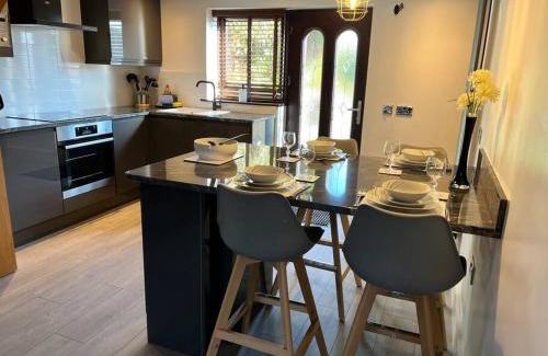 Camborne Casa | Camellia Cottage