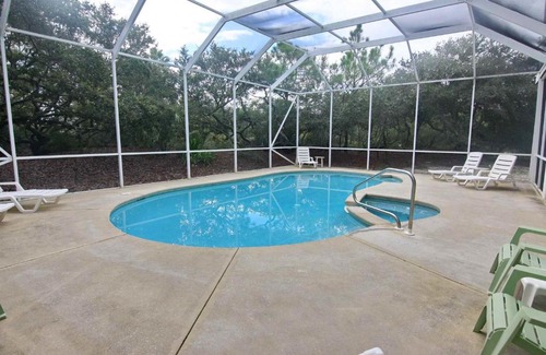 East End Casa | Camellia Cottage