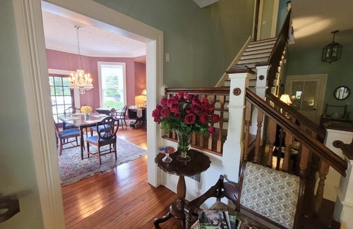 Gainesville Cama Y Desayuno | Camellia Rose Inn- King Room