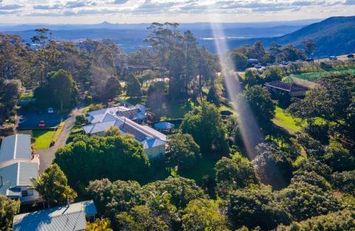 North Tamborine Cabina | Camelot Boutique Accommodation