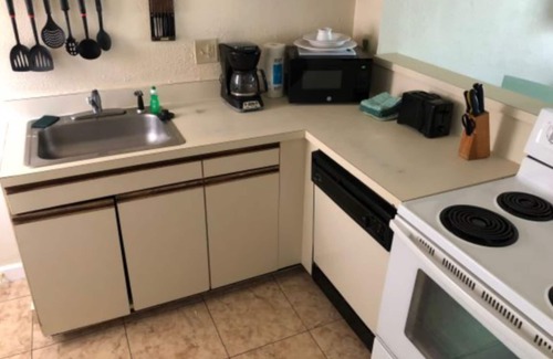 Pass-a-Grille Condominio | Camelot by the Sea by Liberte'