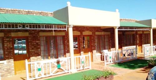 Kimberley Casa | Camelot Estate Lodging