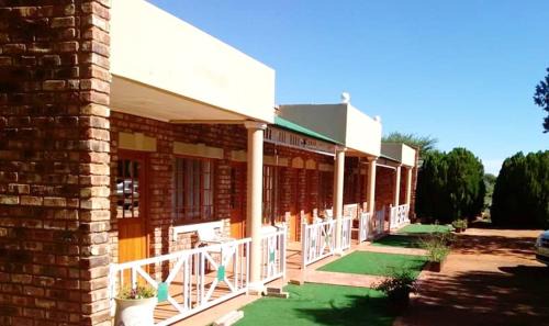 Kimberley Casa | Camelot Estate Lodging