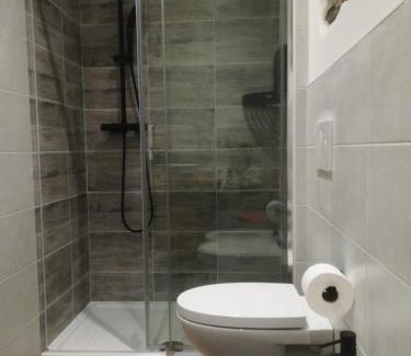 Tesero Apartamento | Camera con bagno privato