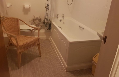 Flamborough Casa | Cameron Court B&B