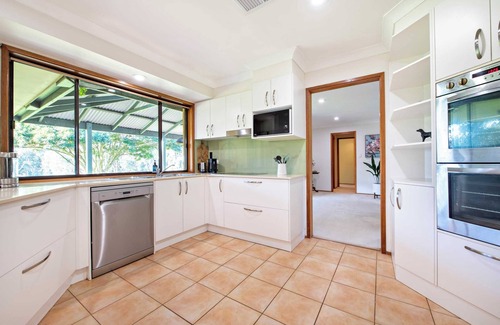 Dubbo Casa | Cameron Glen - Rural Entertainer