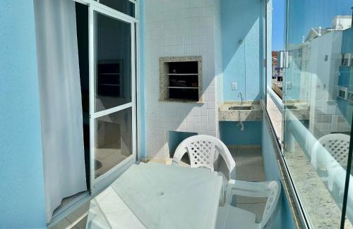Ingleses Norte Apartamento | Caminhe até a praia, refresque-se na piscina