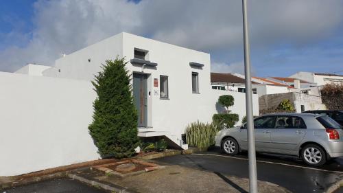 Ponta Delgada Apartamento | Caminhos nos Levam pela Ilha