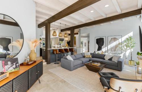 The Mesa Casa | Camino Mountain Villa by ACME House Company