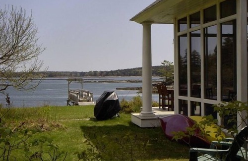 Harpswell Cabaña | 'Camp Card Cove', como debería ser la vida