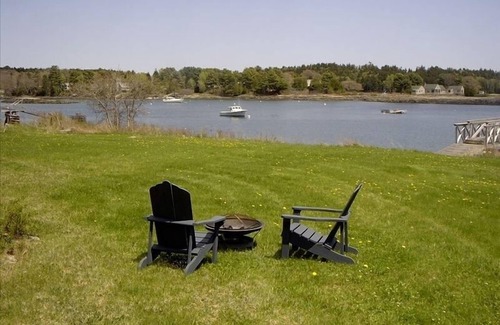 Harpswell Cabaña | 'Camp Card Cove', como debería ser la vida