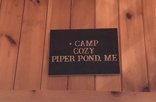 Abbot Cabina | Camp Cozy, On beautiful Piper Pond