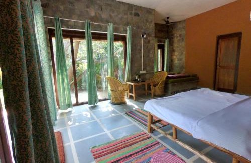 Bail Parao Otro | Camp Hornbill Corbett