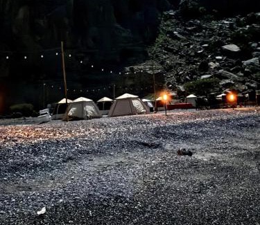 Musandam Governorate Otro | Camp in the middle of islands