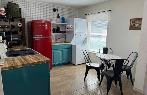 Crystal River Casa | Camp Manatee-waterfront, pet-friendly, kayaks, boatslip,fire pit, fishing poles